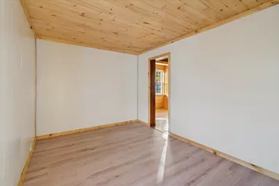 311 E Pine Street, Edmore, MI 48829 - Photo 17