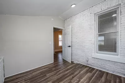 550 Sherman Court, Benton Harbor, MI 49022 - Photo 21