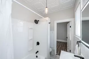 550 Sherman Ct, Benton Harbor, MI 49022 - Photo 27