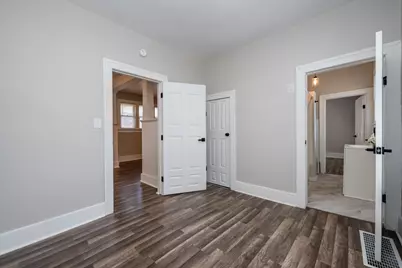 550 Sherman Court, Benton Harbor, MI 49022 - Photo 25