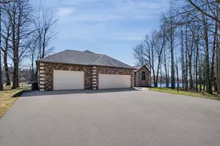 9613 Fawn Ridge Rd, Stanwood, MI 49346 - Photo 5