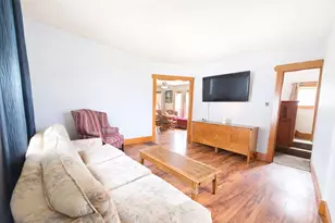 856 Capital Ave NE, Battle Creek, MI 49017 - Photo 9