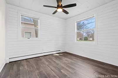 175 E Commerce Street, Grant, MI 49327 - Photo 9