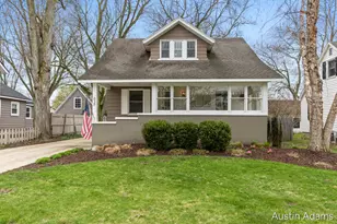 638 E Central Ave, Zeeland, MI 49464 - Photo 1