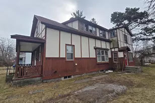 710 E Foster St, Ludington, MI 49431 - Photo 5