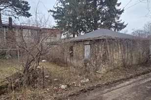 710 E Foster St, Ludington, MI 49431 - Photo 9