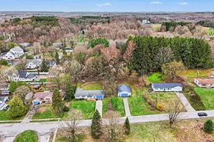 2739 Hillcrest Dr, New Era, MI 49446 - Photo 31
