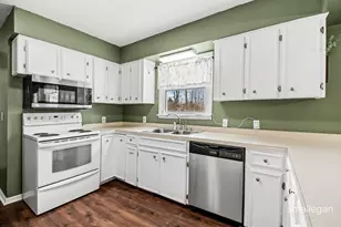 1120 S Loomis Rd, Mount Pleasant, MI 48858 - Photo 11