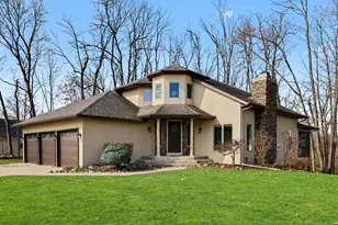 2011 Knollpoint Dr NE, Ada, MI 49301 - Photo 3