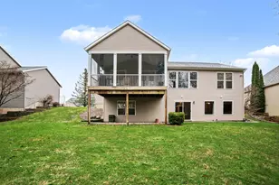 6837 Westshire Dr, Norton Shores, MI 49444 - Photo 9