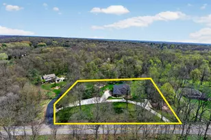 1900 Emerald Forest Ln, Niles, MI 49120 - Photo 3
