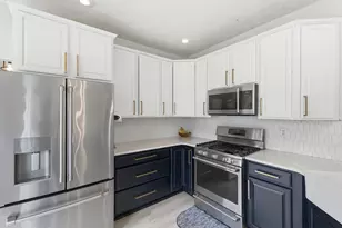 3927 Inspiration Ln, Vermontville, MI 49096 - Photo 7