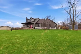 3927 Inspiration Ln, Vermontville, MI 49096 - Photo 3
