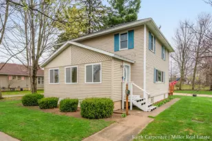 1107 N Michigan Ave, Hastings, MI 49058 - Photo 1