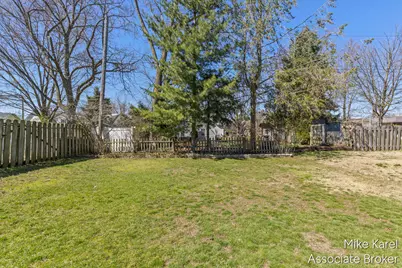 24 Pine Street, Zeeland, MI 49464 - Photo 25