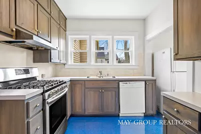 28 Benjamin Avenue SE, Grand Rapids, MI 49506 - Photo 11