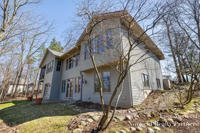 2301 Longmeadow Street NW, Grand Rapids, MI 49504 - Photo 45