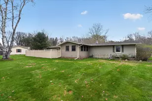 908 Cram Ln, Albion, MI 49224 - Photo 41