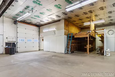 343 E 8th Street, Holland, MI 49423 - Photo 81