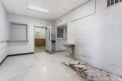 343 E 8th Street, Holland, MI 49423 - Photo 45