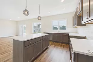 7393 Atwater Dr, Norton Shores, MI 49456 - Photo 17