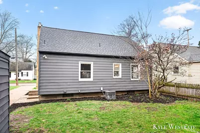 1446 Edward Avenue SE, Grand Rapids, MI 49507 - Photo 35
