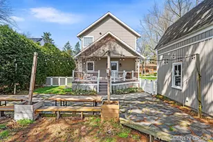 122 E Central Ave, Zeeland, MI 49464 - Photo 61