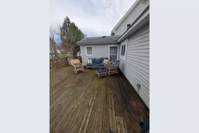 301 W Washington Street, Greenville, MI 48838 - Photo 9