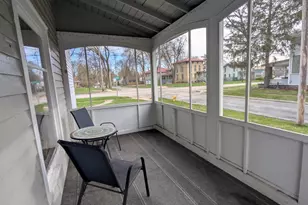 301 W Washington St, Greenville, MI 48838 - Photo 9