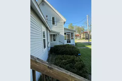 301 W Washington Street, Greenville, MI 48838 - Photo 3