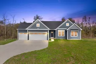 8275 McArthur Ave NE, Belding, MI 48809 - Photo 1