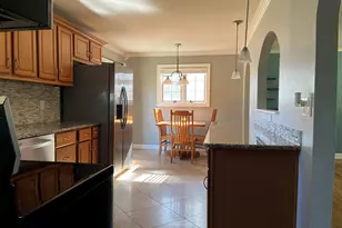 11423 Delvin Dr, Sterling Heights, MI 48314 - Photo 9