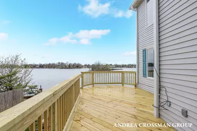 567 Breezy Bluff Street, Battle Creek, MI 49015 - Photo 7
