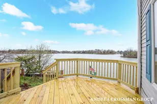 567 Breezy Bluff St, Battle Creek, MI 49015 - Photo 7