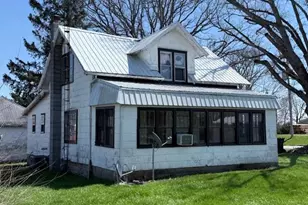 325 S Main St, Montgomery, MI 49255 - Photo 7