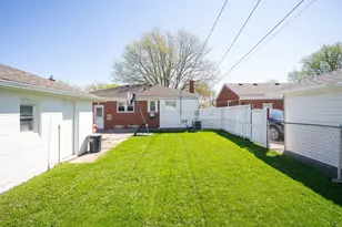 28053 Fountain St, Roseville, MI 48066 - Photo 7