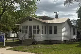 2208 Torrent St, Muskegon, MI 49441 - Photo 1