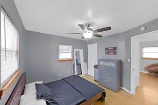4911 Detroit St, Dearborn Heights, MI 48125 - Photo 9