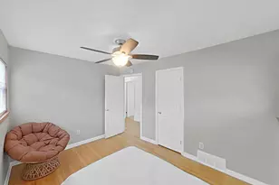 4911 Detroit St, Dearborn Heights, MI 48125 - Photo 11