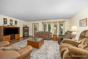 190 N Patterson Rd, Wayland, MI 49348 - Photo 13