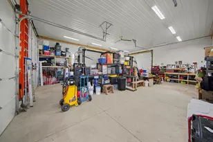 302 Hillsdale St, Jackson, MI 49202 - Photo 29