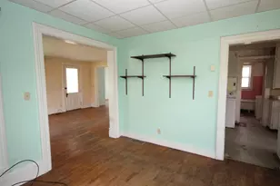 304 E Prairie St, Vicksburg, MI 49097 - Photo 5