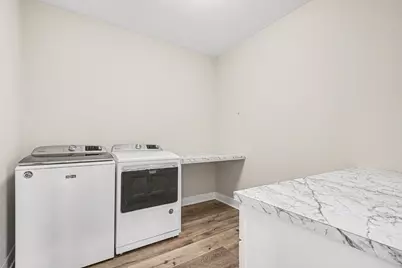 6767 Creekside View Drive SE, Grand Rapids, MI 49508 - Photo 13