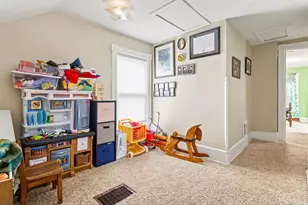 711 Jones St, Saint Joseph, MI 49085 - Photo 9