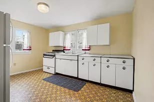 1823 W Michigan Ave W, Battle Creek, MI 49037 - Photo 13