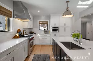 1617 Alexander St SE, East Grand Rapids, MI 49506 - Photo 13