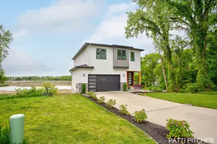 104 River Hills Dr, Holland, MI 49424 - Photo 3