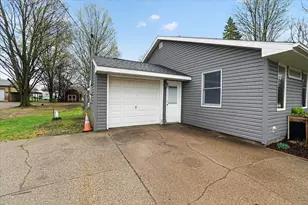 8238 48th Ave, Hudsonville, MI 49426 - Photo 5