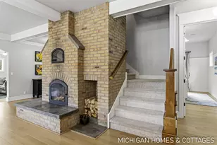 5484 Lakeshore Ave, Holland, MI 49424 - Photo 7