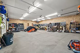 13090 Woodhaven Dr, Grand Haven, MI 49417 - Photo 43